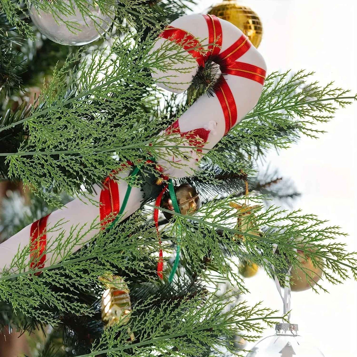 24pc Artificial Plants Pine Branches Evergreen Pines Leaves Sprigs Christmas Stem for DIY Wreath Gift Christmas Home Decorations