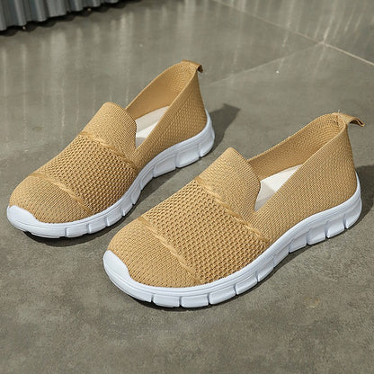 Lightweight Knitting Casual Sneakers Women Plus Size 36-43 Breathable Mesh Flats Woman Slip On Soft Sole Walking Shoes Ladies