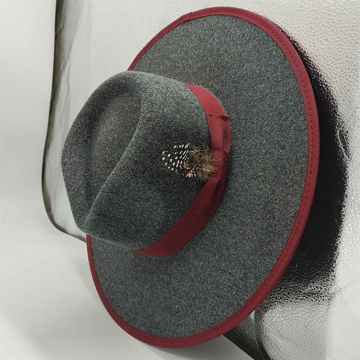 Chapéu Fedora Pintado à Mão Masculino e Feminino Chapéu Panamá Moda Primavera Outono com Pena Envolta Chapéu Fedora de Lã com Aba Grande