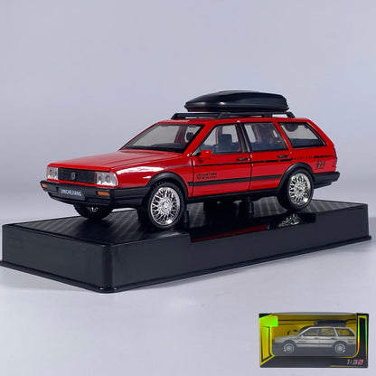 1:32 VolksWagenwerk Santana Wagon Liga de Metal Fundido Modelo de Carro Clássico Puxar Para Trás Brinquedo Infantil Carros Miniatura Enfeites Presentes
