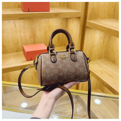 Classic Retro Boston New Small Bag Casual and Versatile Temperament Good Look Popular Hot Style Crossbody Bag