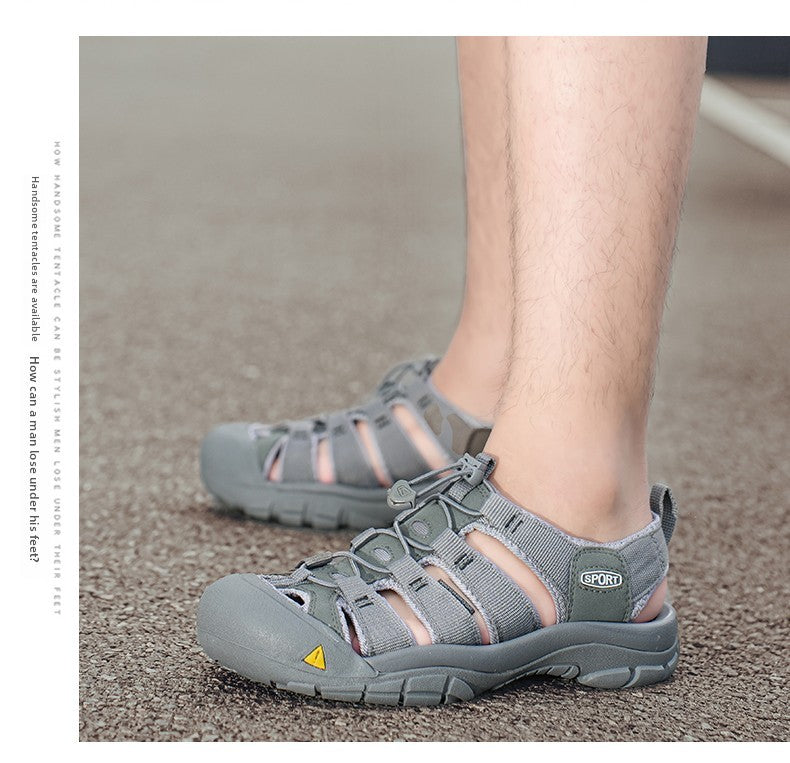 2025 Summer Men's Sandals Thick soled Baotou beach shoes Outdoor oversized casual Shoes Male lightweight hollow sandals Homme