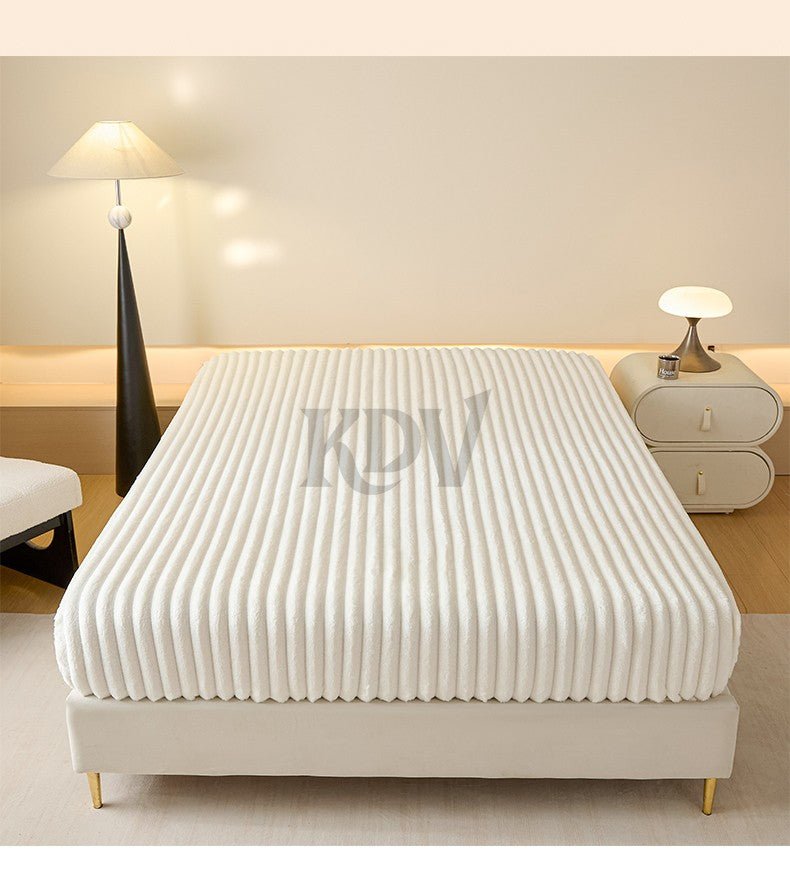 Solid Color Thick Faux Rabbit Fur Mattress Cover Autumn Winter Warm Velvet Mattress Protector Fluffy Soft Plush Fitted Bed Sheet