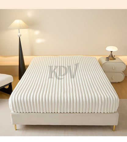 Solid Color Thick Faux Rabbit Fur Mattress Cover Autumn Winter Warm Velvet Mattress Protector Fluffy Soft Plush Fitted Bed Sheet
