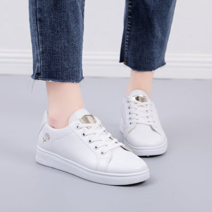 Shoes 2025 Women Running Spring Autumn Fashion White Breathable Embroidered Flower Lace-Up Casual Sneakers Zapatos De Mujer