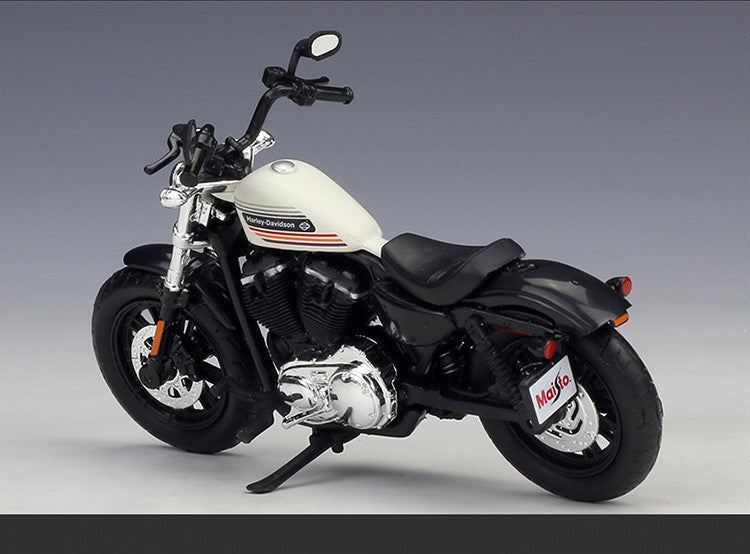 Maisto 1:18 Harley 2018 Forty-Eight Special Liga Racing Modelo de Moto de Rua Diecast Metal Modelo de Moto Esportiva Presente Infantil