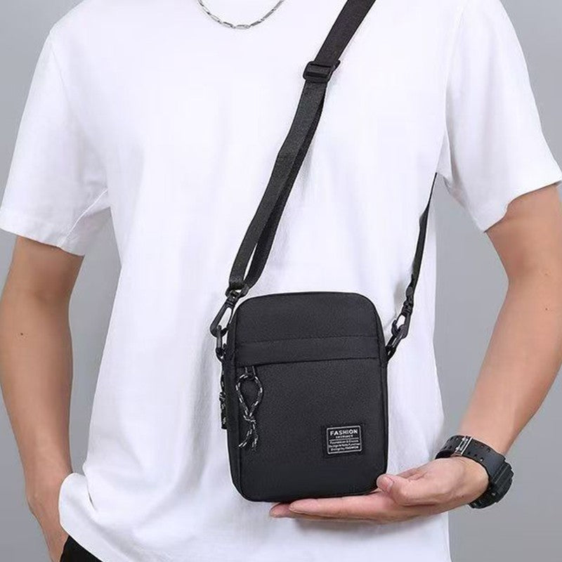 Neutral style shoulder bag for men and women, can be worn as a single shoulder strap in a solid color nylon material.