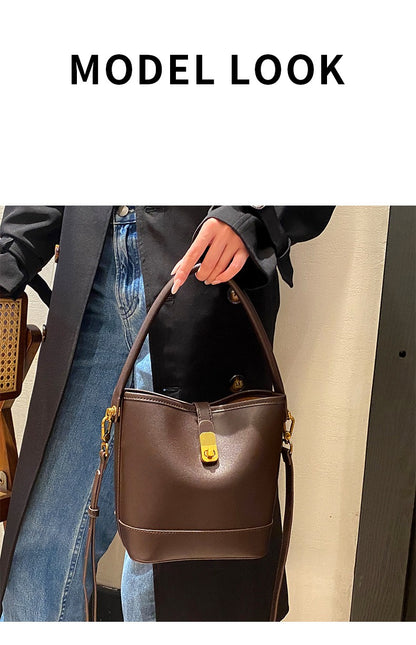 Women's Genuine Leather Bucket Bag Retro Shoulder Crossbody Handbag Fashionable Luxurious Women's Bag