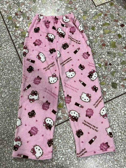 Pijama de Veludo Kawaii Hello Kitty Natal, Anime e Desenho Kuromi Outono e Inverno Roupas de Casal Casuais Soltas e Quentes para o Lar