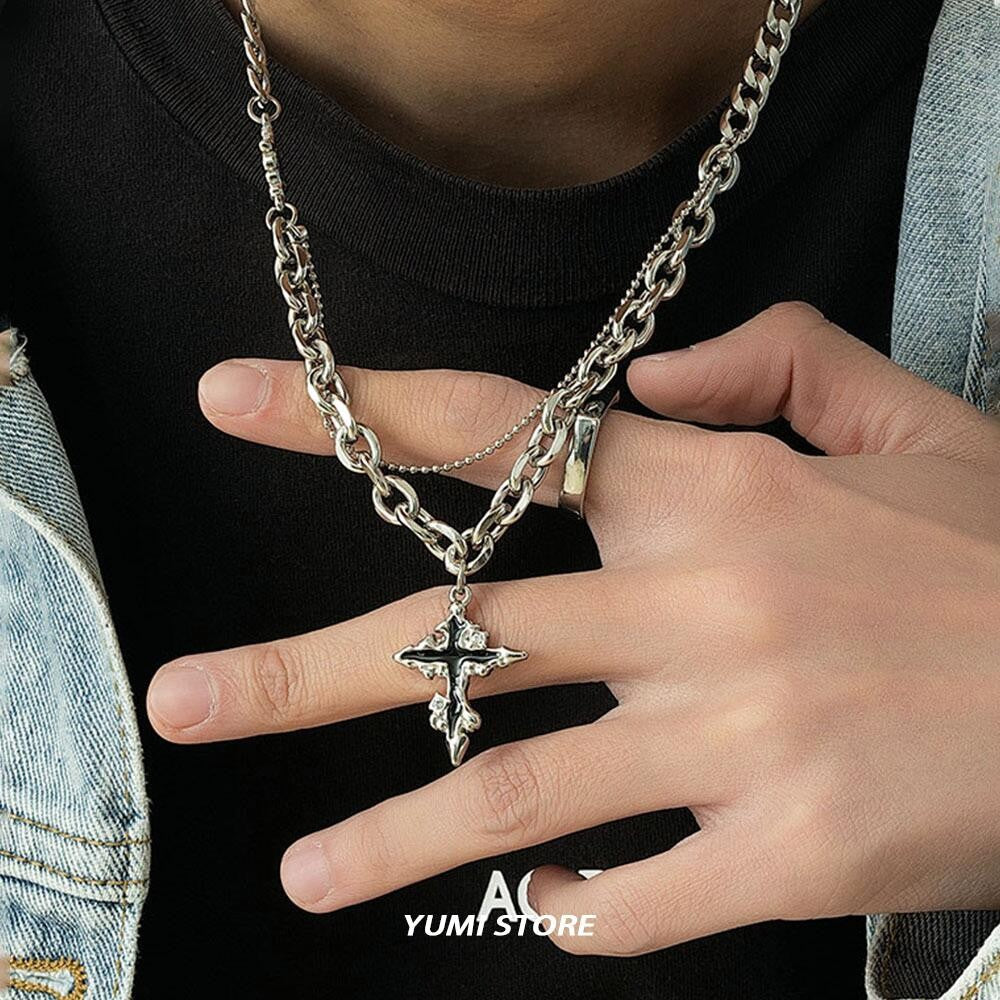 Colar Cruz Chamas Pretas Punk Masculino Feminino Tendência Aço Titânio Corrente Suéter Pingente Joias Hip Hop Acessórios Kpop Irados