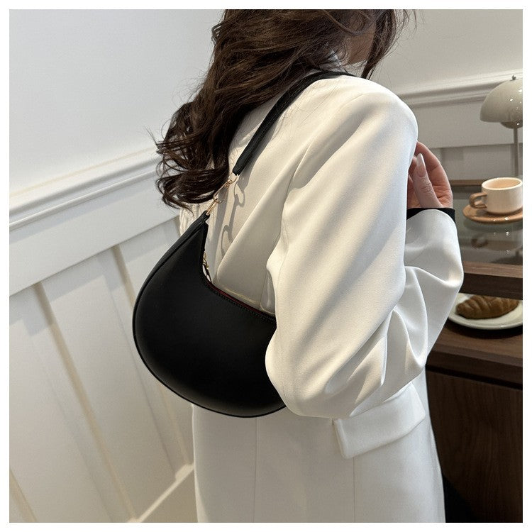 New fashion crescent-shaped bag, luxurious ladies' shoulder bag, elegant and graceful handbag for women.