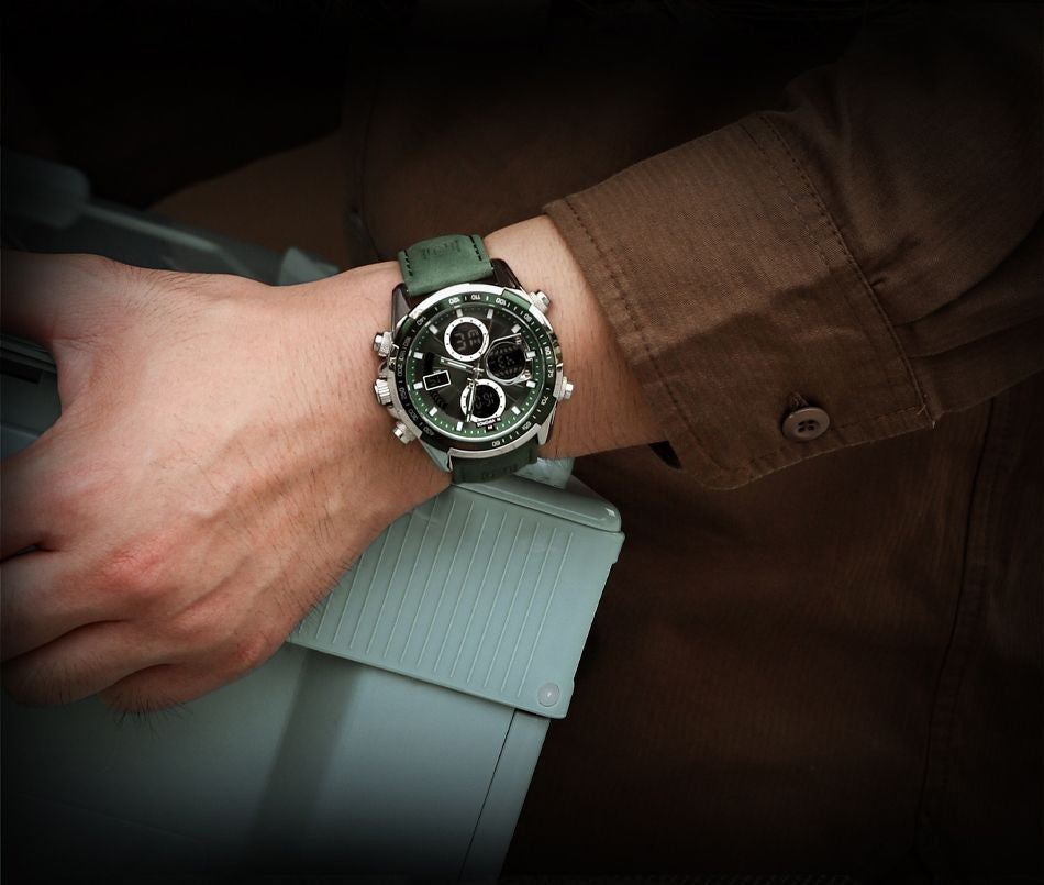 NAVIFORCE Men Military watch Multifunction Chronograph Sports 3ATM Waterproof alarm mode Day And Date Display Male Gifts Clocks