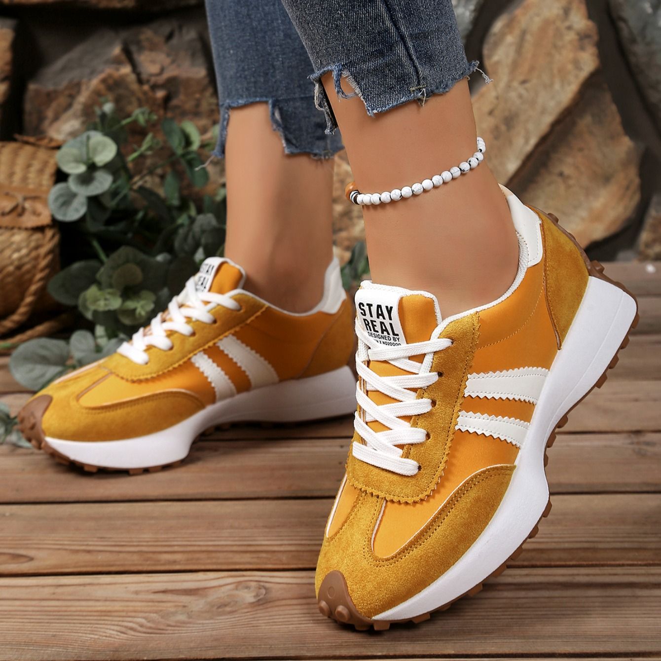 Spring Thick Bottom Women Sneakers 2025 Summer Casual Patchwork Leather Sneakers Women Outdoor Casual Comfortable Shoes Ladies