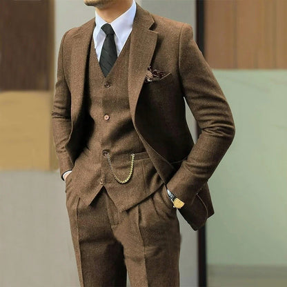 Men's Wedding Tuxedo in Brown Tweed 3-Piece Fishbone Smoking Suit with Notched Lapel Business Tweed Aesthetic Tailored Fit
