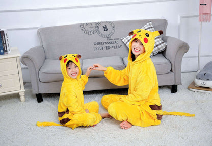Pokemon Pikachu Flanela Quente Roupas de Casa Infantil Outono&Inverno Macacão Macio Cosplay Animal Moletom Pijama Presente para Pais e Filhos