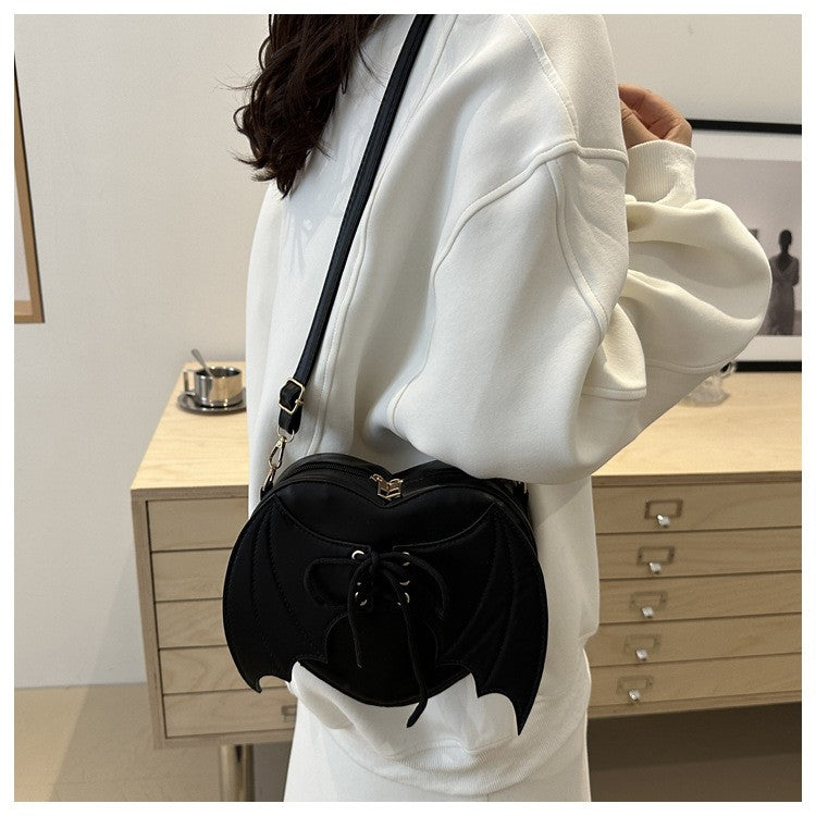 New trendy and personalized wing shoulder bag, versatile ins crossbody shaped bag New trendy and personalized wing shoulder bag,