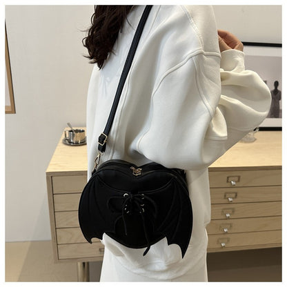 New trendy and personalized wing shoulder bag, versatile ins crossbody shaped bag New trendy and personalized wing shoulder bag,