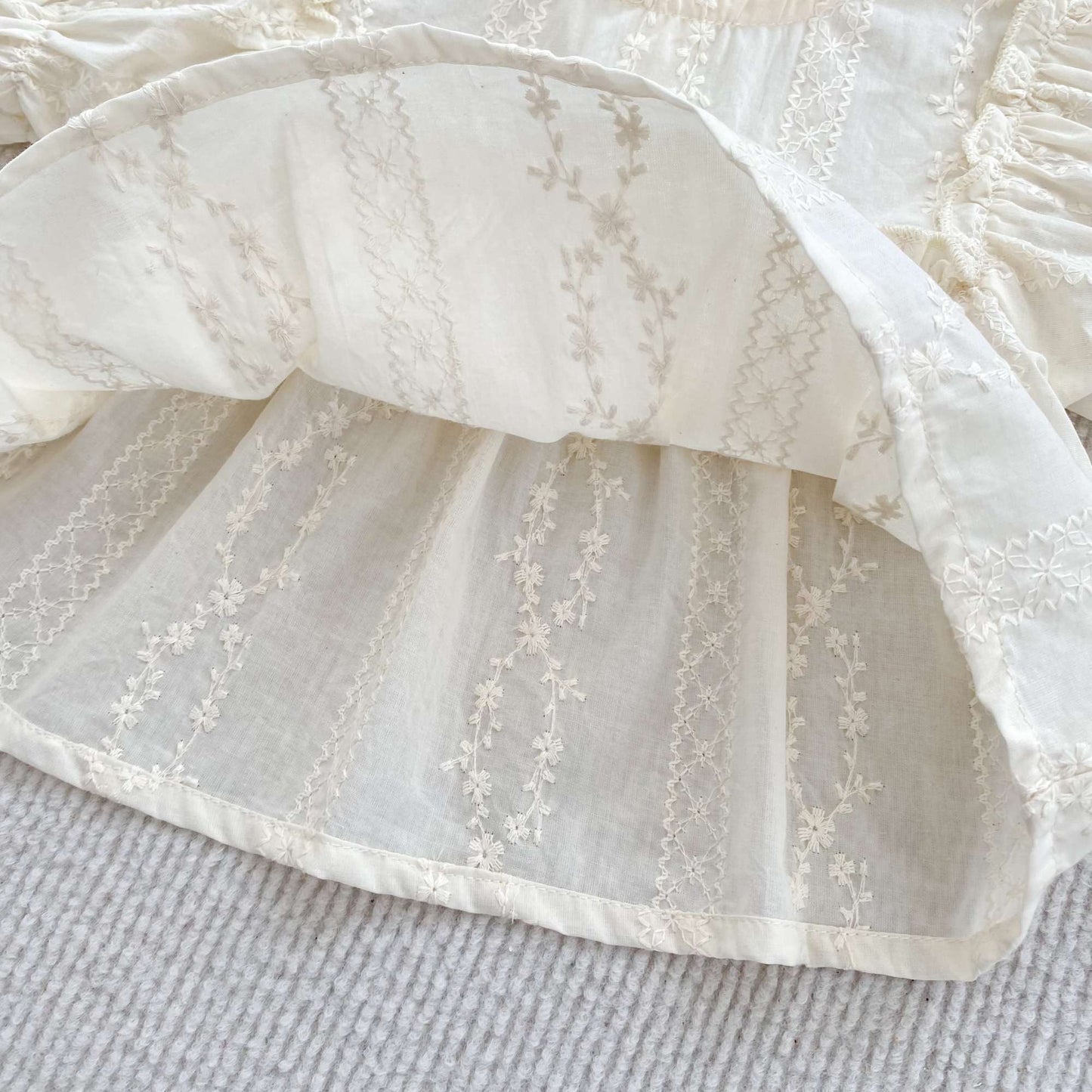 Girls Summer Fashion Set Children's Embroidered Grid Puff Sleeve Top+Shorts Two Piece Cute Baby Girls Clothes Set Baby Clothes