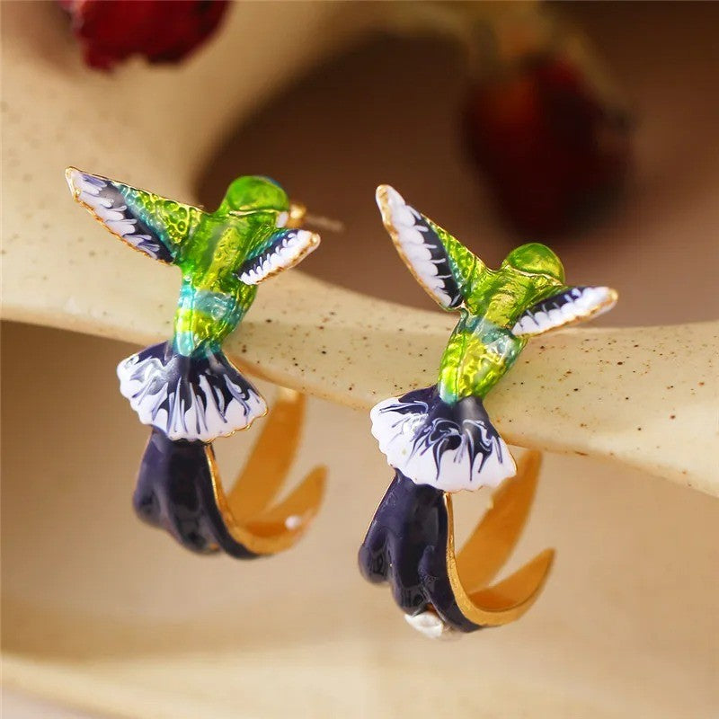 Colar de Acrílico Beija-flor Colorido Formato de Pássaro para Mulheres Meninas Pingentes de Pescoço Joias de Primavera Verão 2025 Presentes de Festa