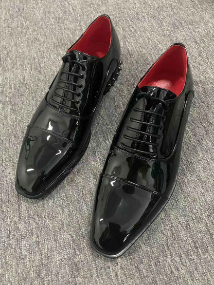 Man Fashion Genuine Patent Leather Single Soes Back Rivet Decoration Lace Up Male Round Toe Male Black Party Wedding Shoes