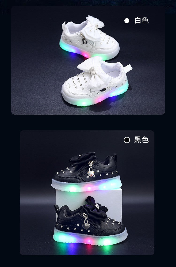 Spring Kids Shoes New Fashion Breathable Sneakers Kids Soft Non Slip Casual Girls Shoe LED Light Cute Versatile Princess Shoe