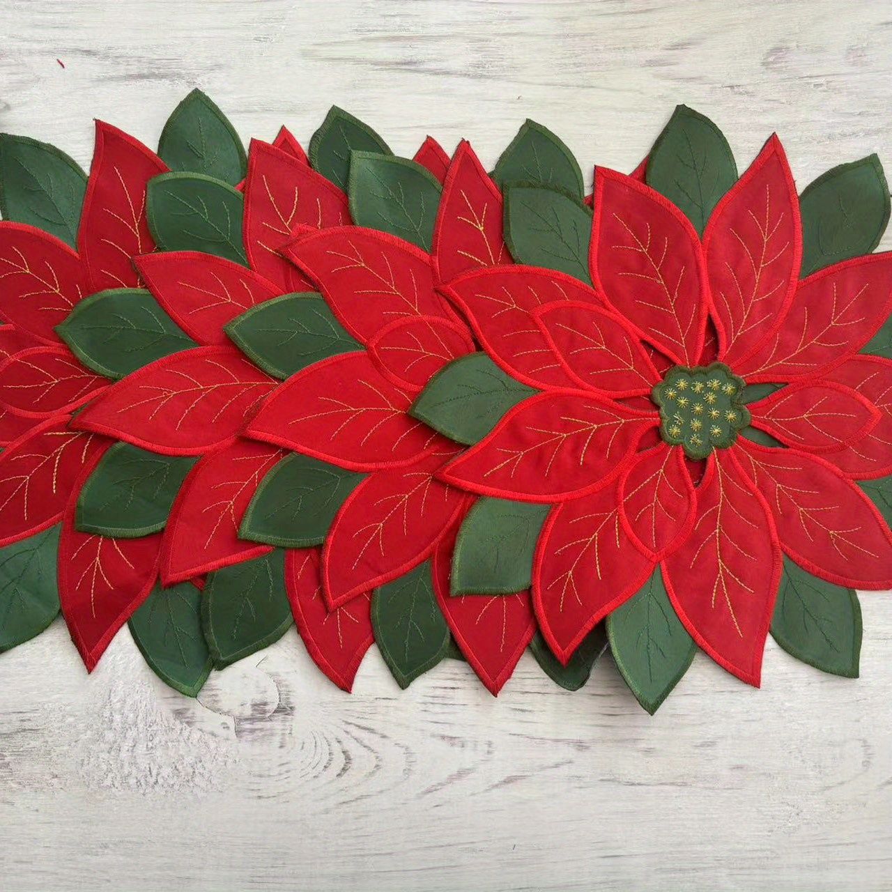 4/2PCS 35X35CM Christmas Embroidered Table Flag Tablecloth European Embroidered Placemat Modern Nordic Circular Cover Tablecloth