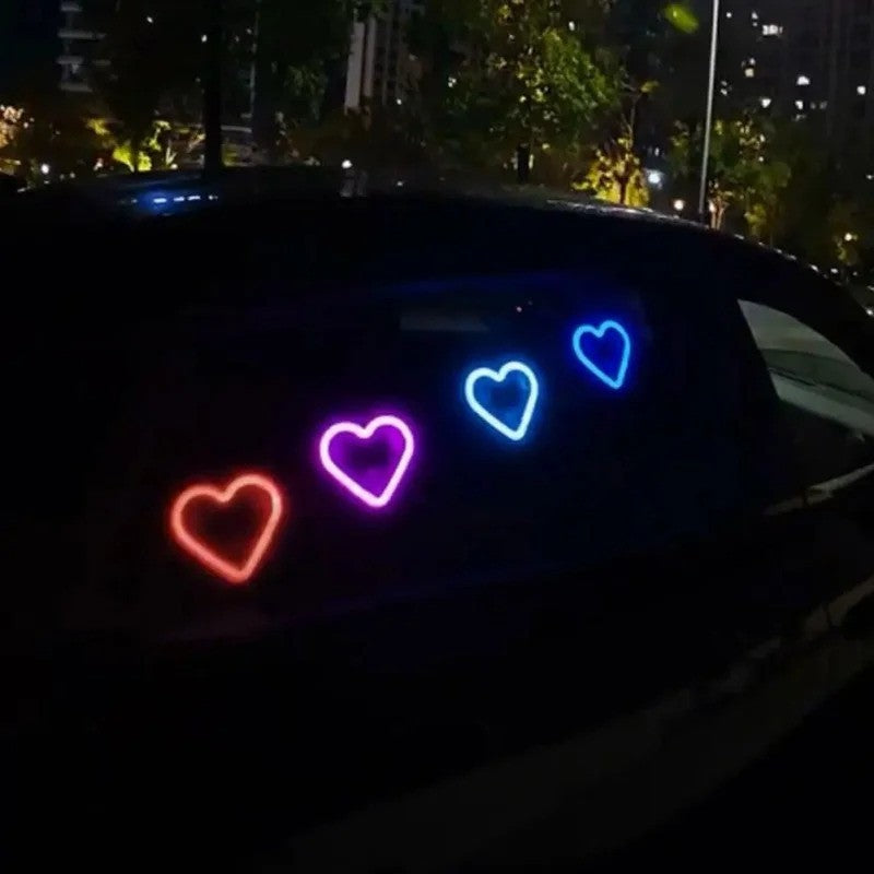 Luzes de Neon LED Solares para Janela de Carro - Luz de Atmosfera Interna em Formato de Coração RGB Sem Fio com Cores Mutáveis