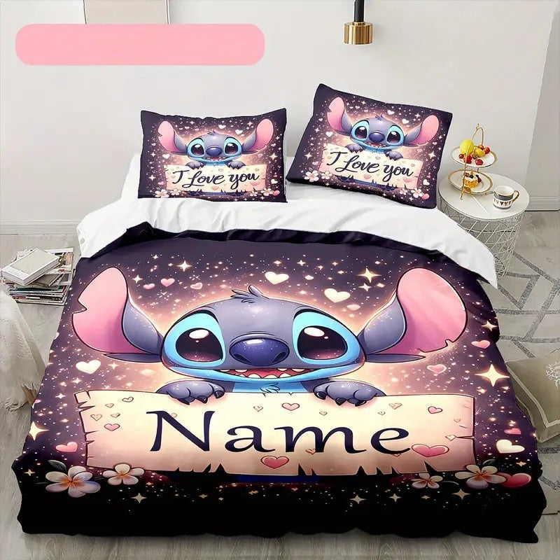 Capa de Edredom Stitch Anime Personalizável com 2 Fronhas Conjunto de Roupa de Cama Personalizado com Nome de Desenho Animado para Mulheres Crianças Adolescentes