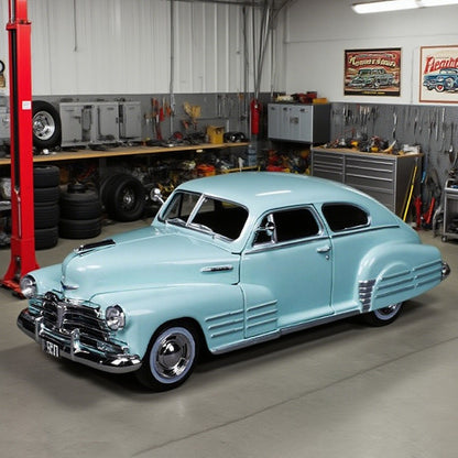 Maisto 1:24 Chevrolet Fleetline Aerosedan 1948 Carro de Liga Leve Diecasts Veículos de Brinquedo Carro Modelo em Miniatura em Escala Para Crianças