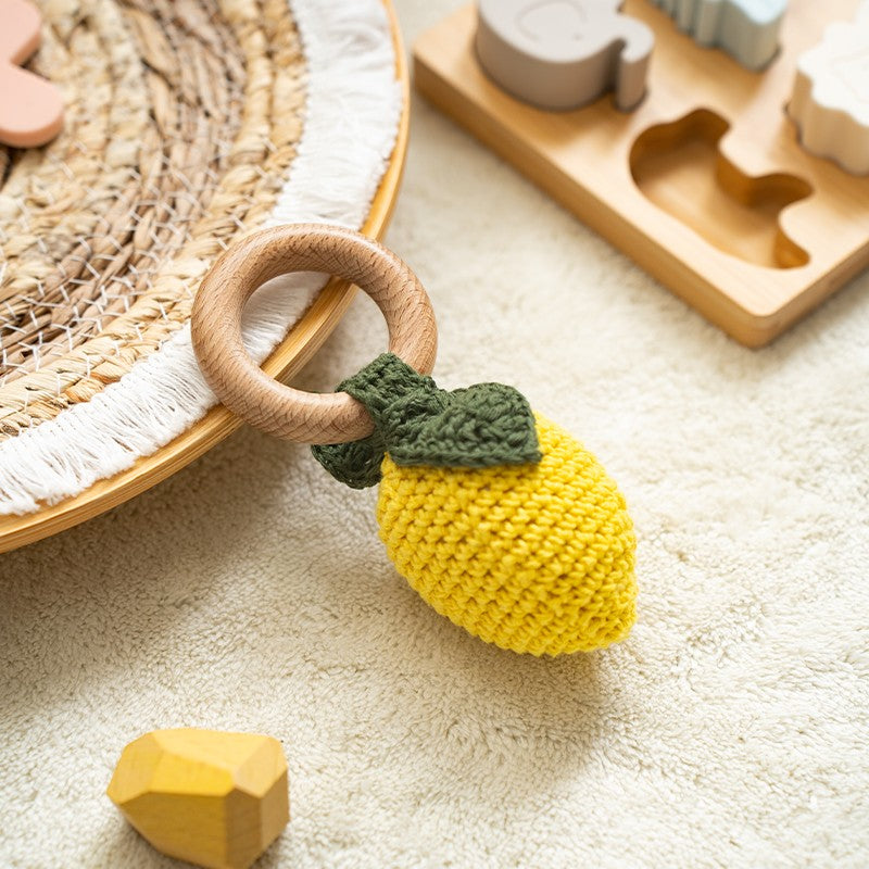 1 Brinquedo Chocalho de Crochê para Bebê Fruta Pulseira de Madeira com Design de Limão e Cereja Brinquedo Musical Chocalho para Bebês Brinquedos Mordedores Presentes para Recém-Nascidos