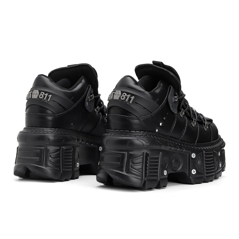 2025 New Punk Style Women Shoes Lace-up Heel Height 6CM Platform Shoes Woman Gothic Ankle Rock Boots Metal Decor Woman Sneakers