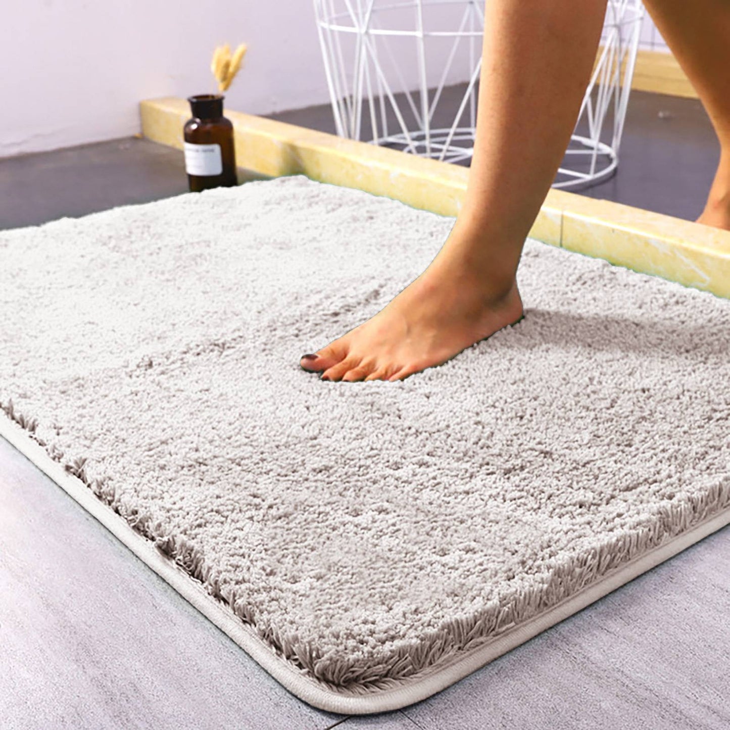 Bathroom Rug Super Absorbent Soft Microfiber Shaggy Bath Mat Non-Slip Machine Washable Bath Rug
