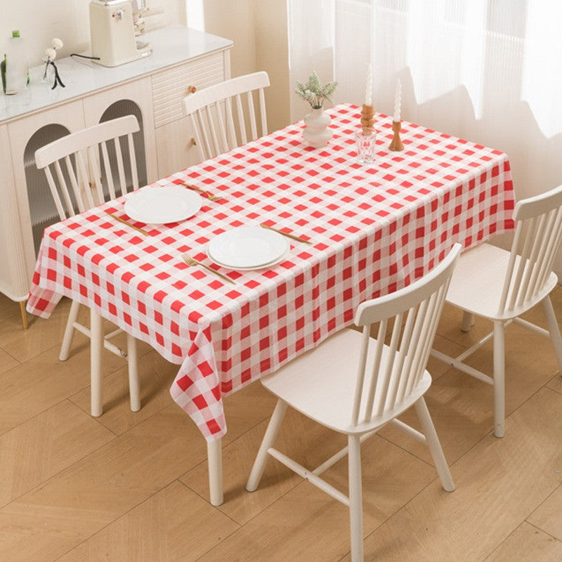 The tablecloth with a warm and cozy atmosphere, a high-temperature resistant tablecloth, and a waterproof, oil-proof, and no-was