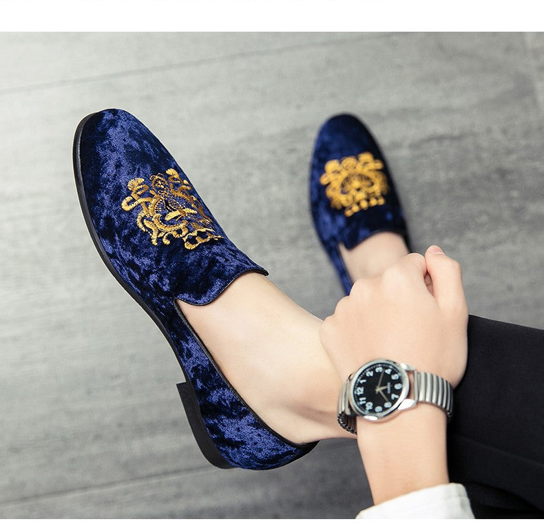 2022 Wedding Dress Shoes Casual Men Loafers New Big Size Lazy Peas shoes Embroidery Moccasins Shoes Suede Leather shoes Zapatos