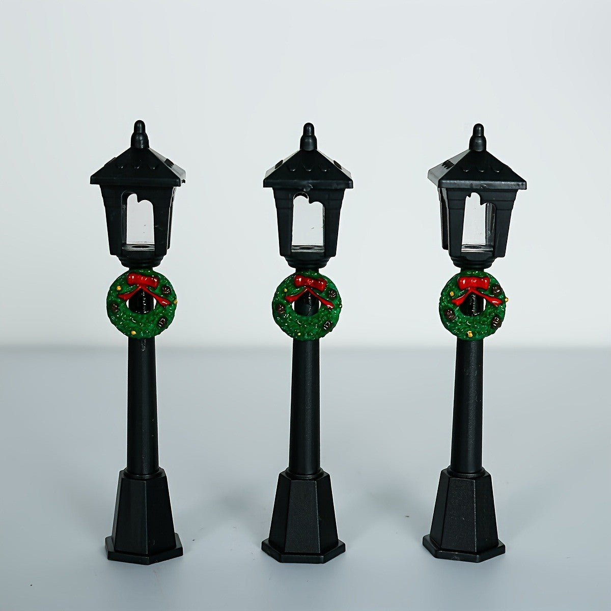 3pcs/5pcs mini Christmas street light ornaments, small plastic lantern decorations, no power supply required, suitable for dollh