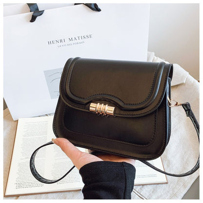Latest Retro Crossbody Bag for Women High End Fashion Saddle Shoulder Handbag Unique Design