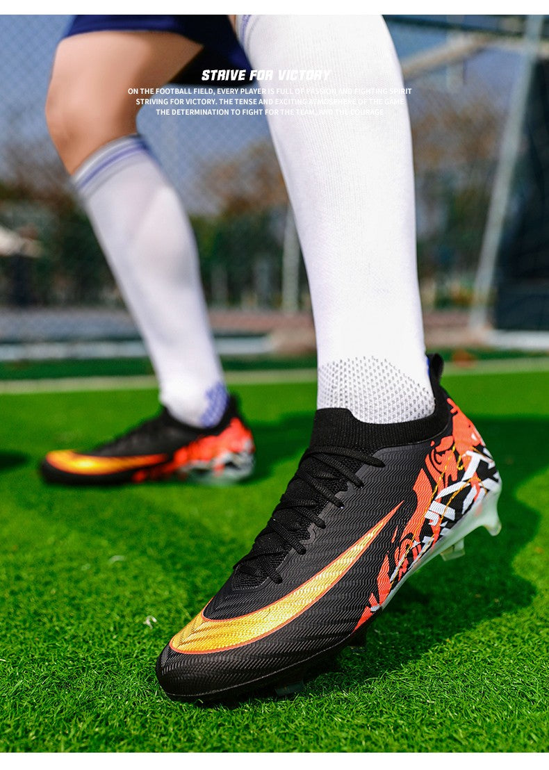 New Men Football Boots Training Long Spikes Soccer Shoes Sneakers Original  Drop Shipping Futsal Cleats Match Ultralight Indoor