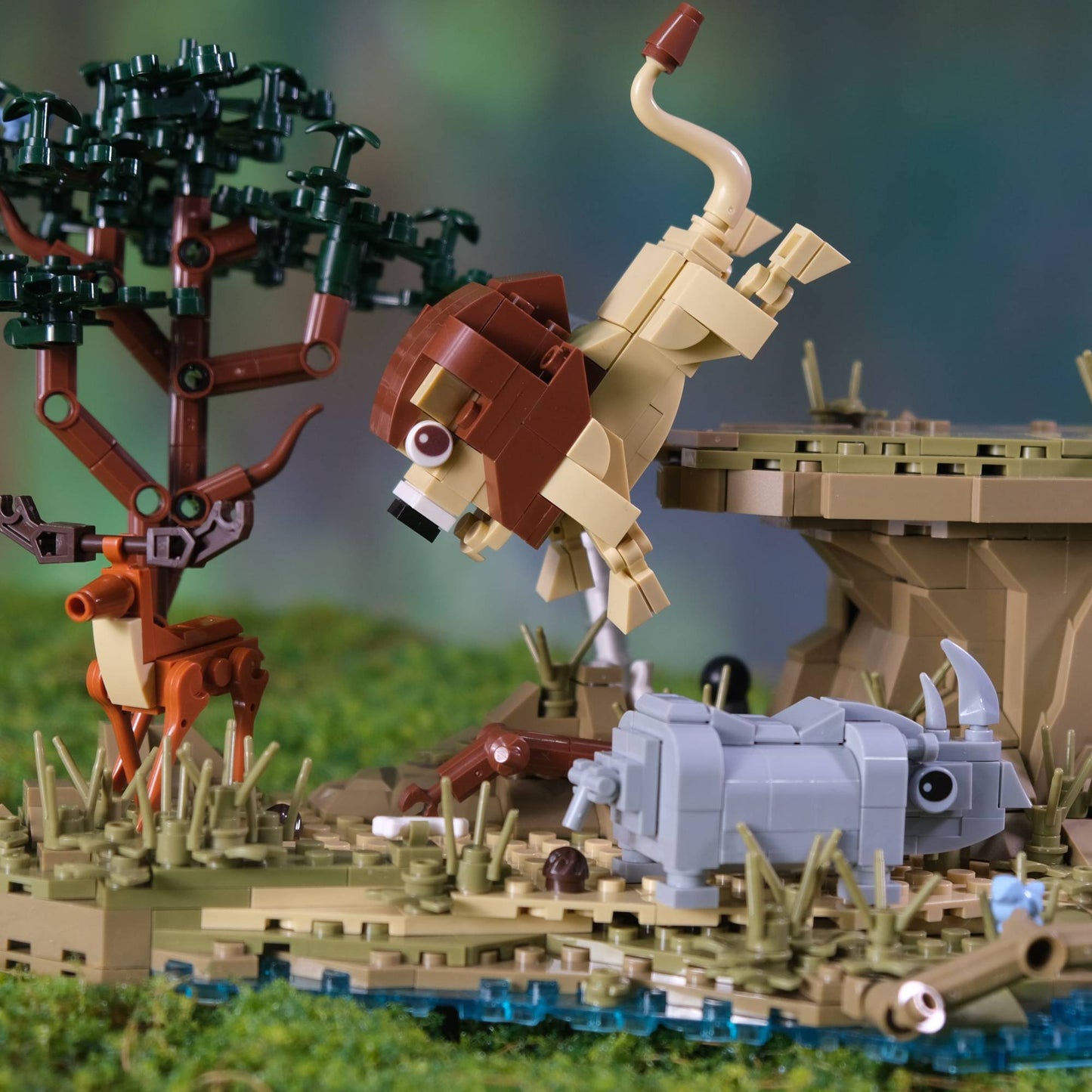 Blocos de Montar Floresta Tropical Criativos 755 Peças Modelo de Leão Animal Fofo para Zoológico Brinquedos de Montar Presente de Aniversário para Adultos e Crianças