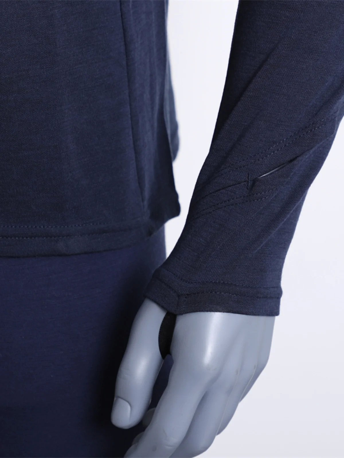 42% Merino Wool Base Layer Shirt Men 1/2 Zip Thermal Underwear Long Sleeve Shirts 210G Hiking Sports Breathable Wicking Moisture