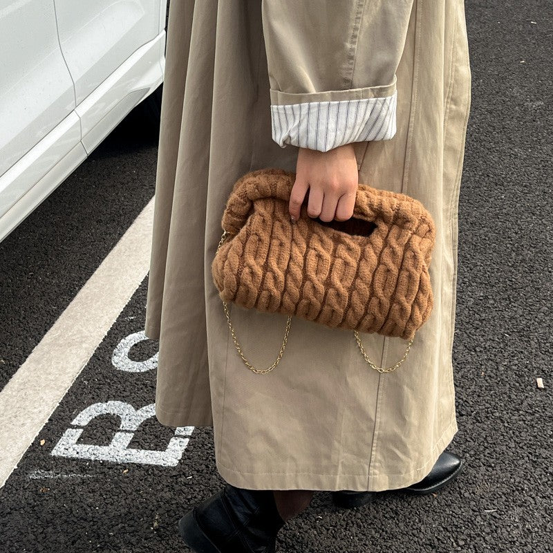 Women Knitting Chain Shoulder Bags Trend Crochet Clutch Purse Plush Cloud Handbags Autumn Winter Travel Daily Crossbody Bags