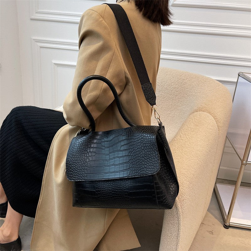 Crocodile Pattern Crossbody Bag For Women Black Shoulder Bag Brand Designer Women Bags Luxury PU Leather Flap Messenger Handbag