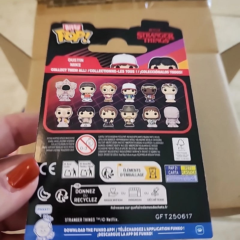 Funko Bitty Pop Stranger Things Dustin e Mike Pacote com 2 Mini Séries Caixa Surpresa Miniaturas Onze e Demogorgon Bonecos de Ação Colecionáveis Presentes