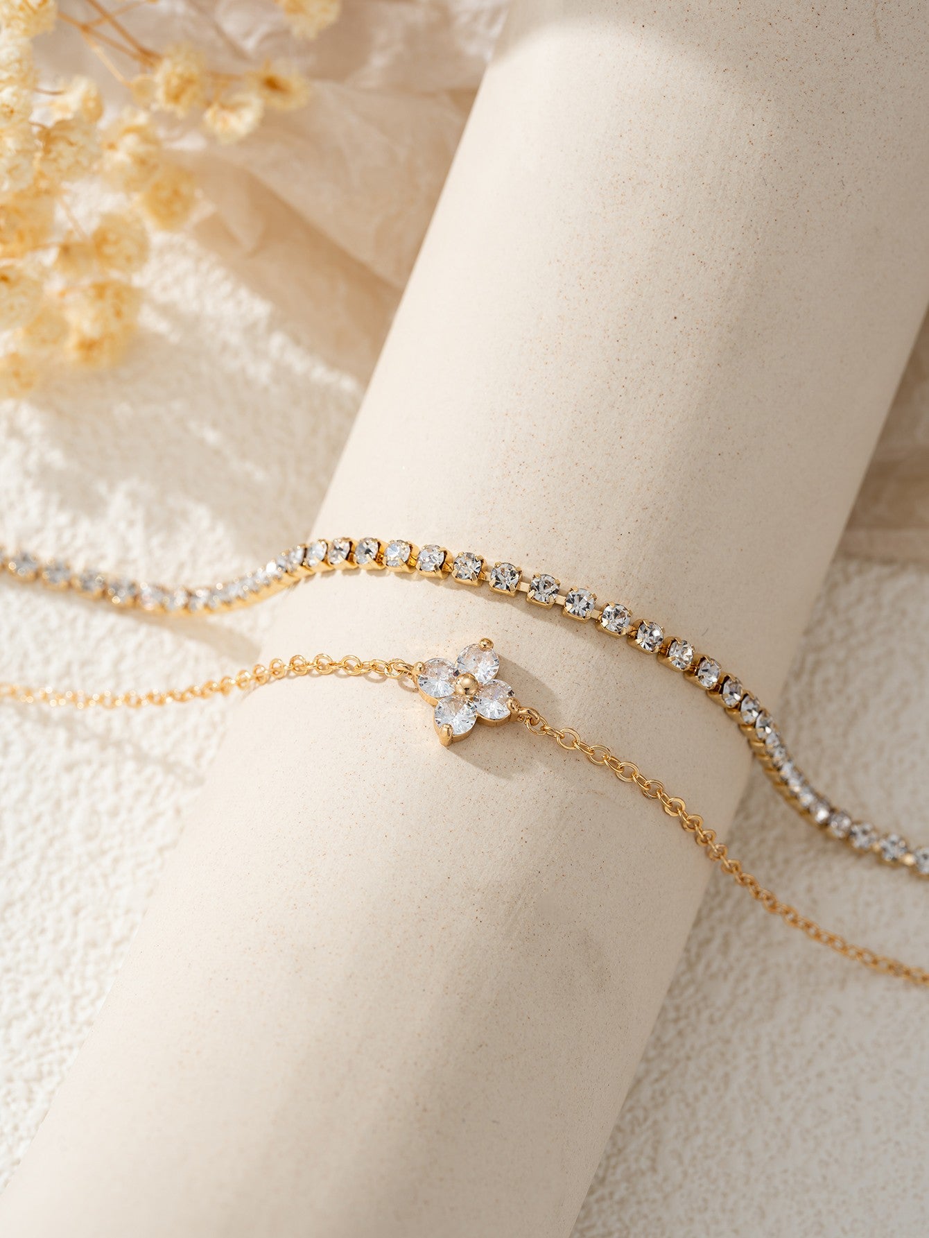 Conjunto de 2 pulseiras femininas de corrente com zircônia cúbica simples em formato de flor, joia para o dia a dia e escritório