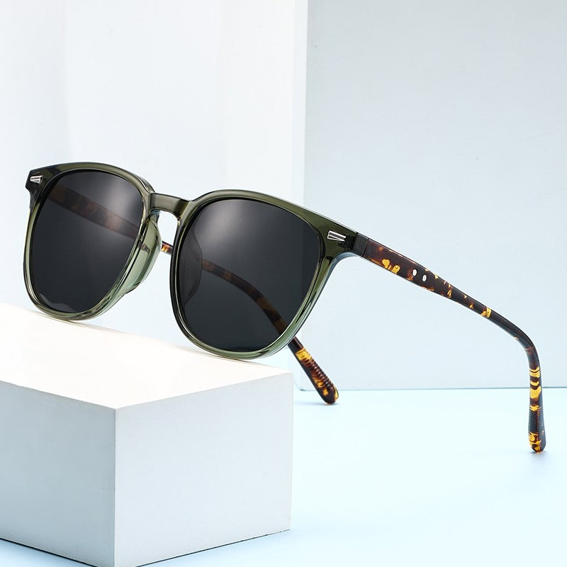 2025 New Ultra Light Square Black Face Enhancing Sunglasses With Trendy Natural Color And Uv Resistant  Sunglasses 3069