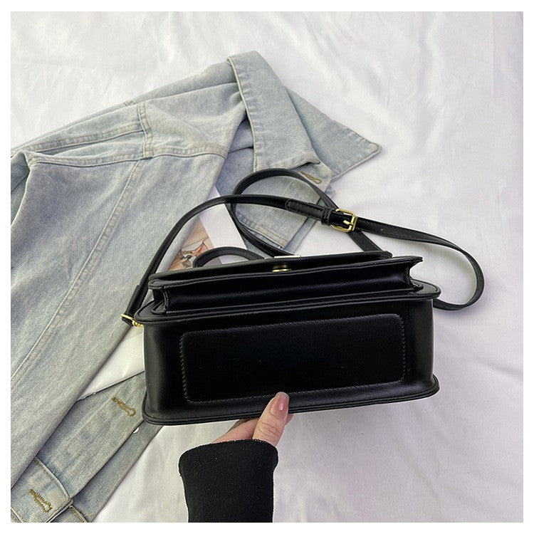 2025 New Retro Small Square Bag Leisure Bag Single Shoulder Crossbody Bag Versatile Commuter Postman Bag
