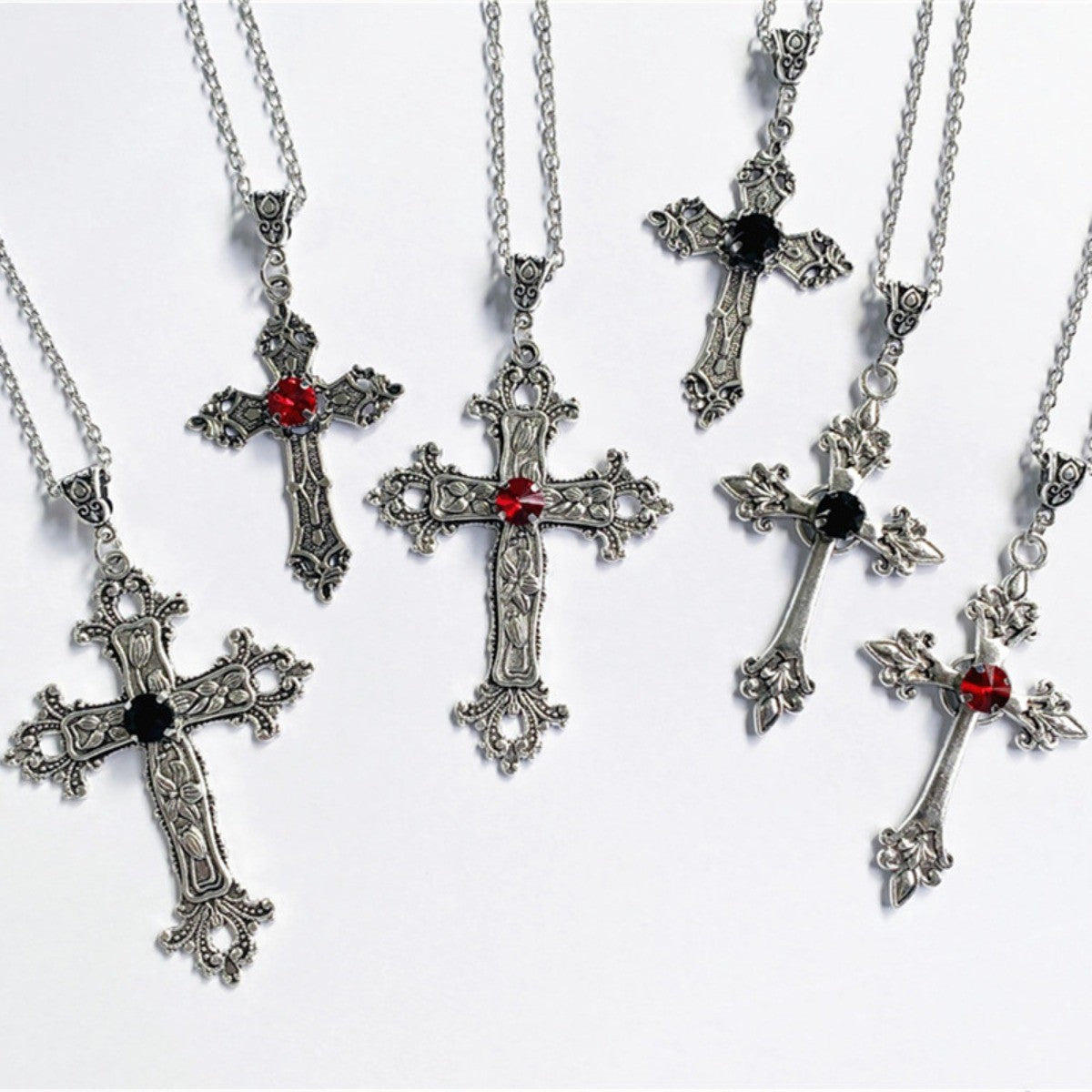 Colares com Pingente Grande de Cruz Punk Cristal para Mulheres Homens Gótico Corrente Clavicular Cruz Irregular Coleção Outono/Inverno Joias