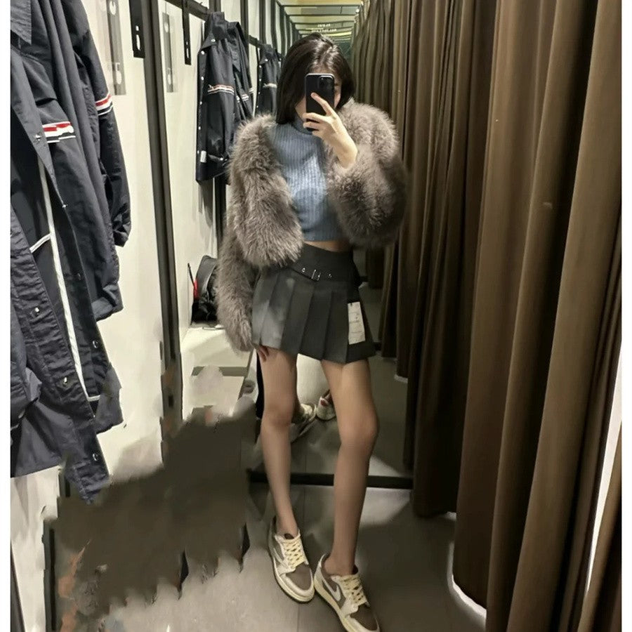Faux fur jacket Traf   Fall/Winter New Fashion Women's Faux Fur Effect Round Neck Long Sleeve Short Jacket 2025