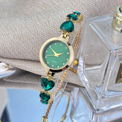 Ladies' quartz watch with three heart-shaped diamond-encrusted bracelet round alloy case and mixed scale simple light luxury