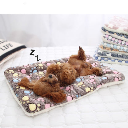 Tapete para animais de estimação de flanela macia cama de cachorro inverno engrossar cobertor quente para cães e gatos filhote de cachorro dormir capa toalha almofada para cães pequenos médios grandes
