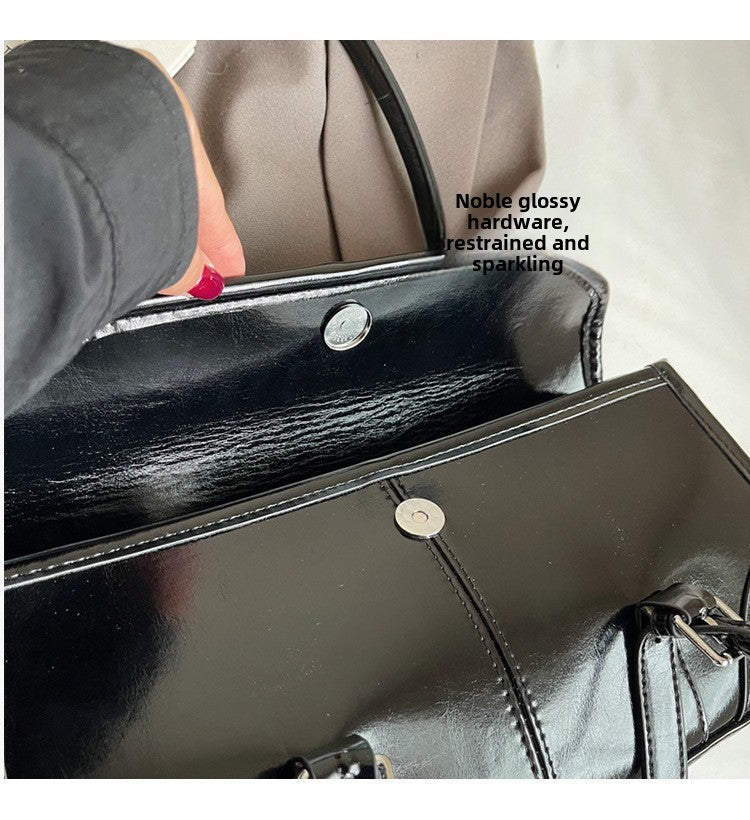 High End Burgundy Oil Wax Leather Underarm Bag Elegant Women's Magnetic Buckle Shoulder Bag Commuter Versatile Ladies Tote Bags